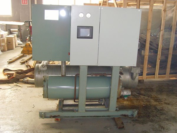 抱由镇酒店中央空调不停机清洗方法介绍